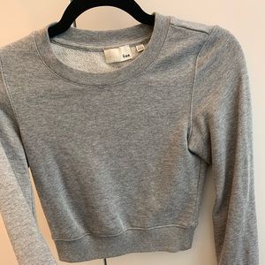 Wilfred Free Aritzia crop grey sweater XXS